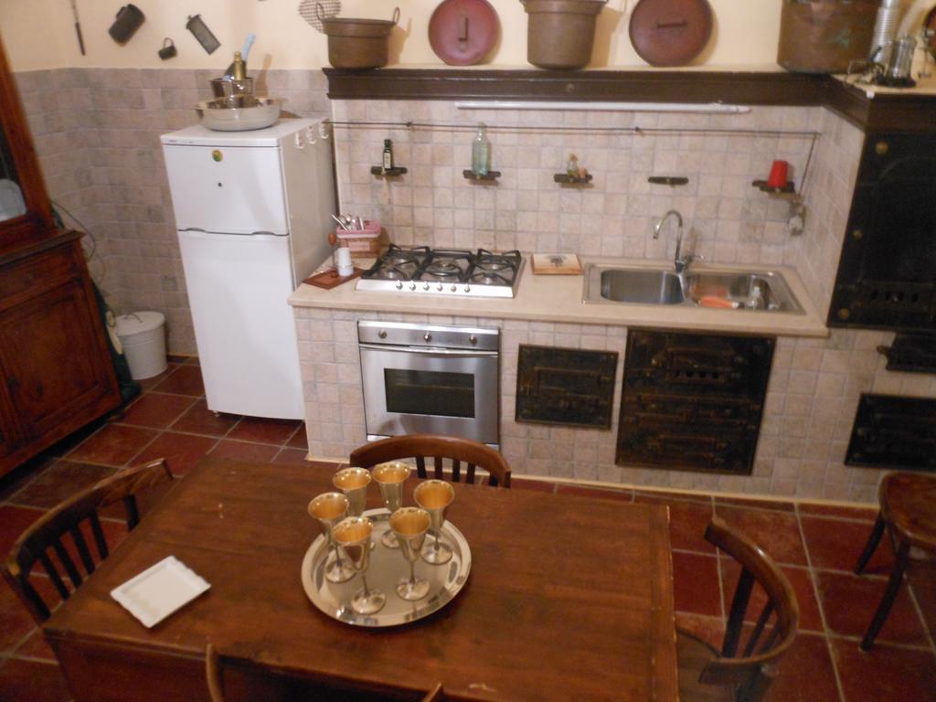 Palazzo Antica Via Appia Bed & Breakfast Bitonto Exterior photo