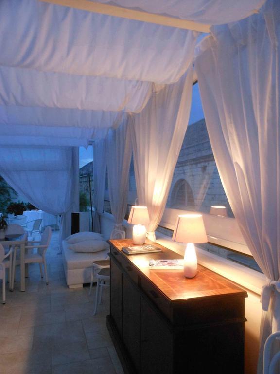 Palazzo Antica Via Appia Bed & Breakfast Bitonto Exterior photo