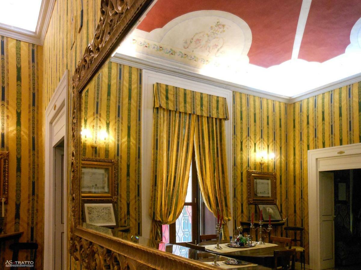 Palazzo Antica Via Appia Bed & Breakfast Bitonto Exterior photo