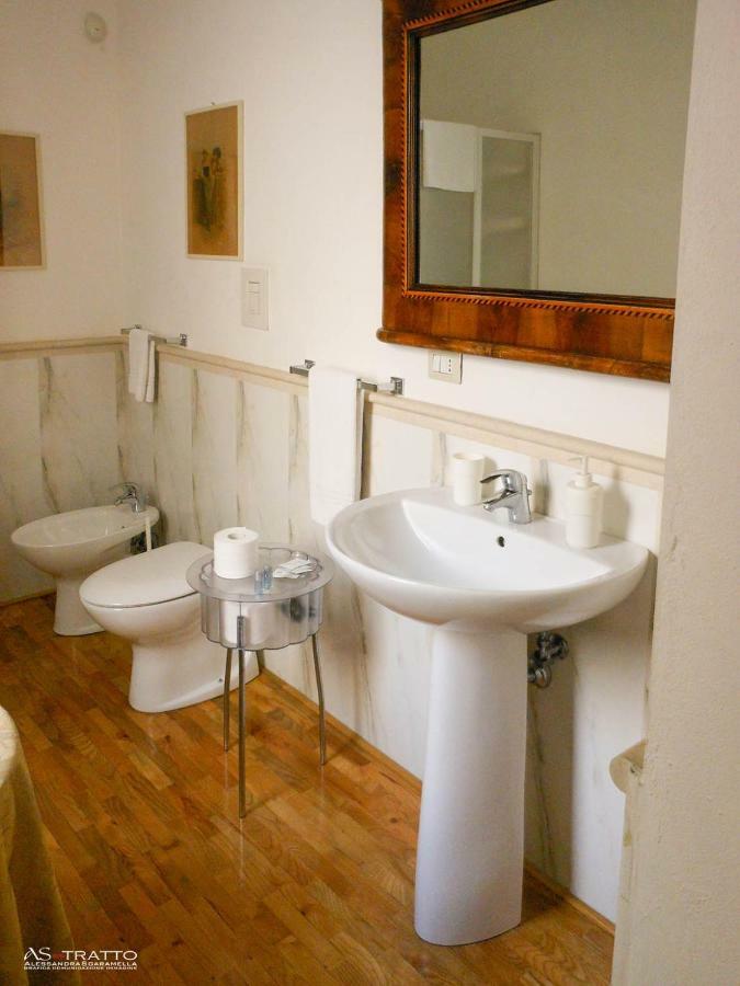Palazzo Antica Via Appia Bed & Breakfast Bitonto Exterior photo